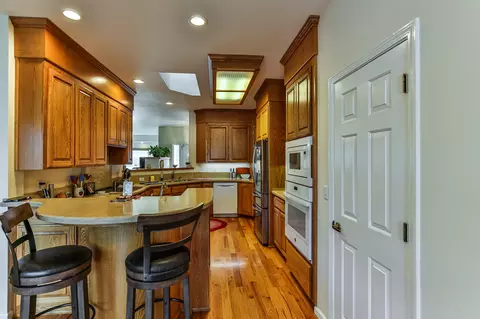2972 Balaton Ave, Redding, CA 96001 photo 8