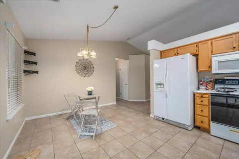 Other - 1128 Grouse Dr, Redding, CA 96003 photo 4 of 13