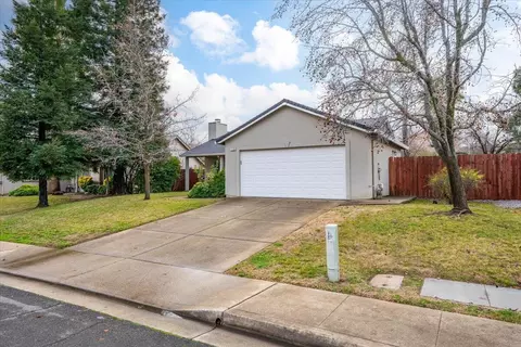Exterior - 1128 Grouse Dr, Redding, CA 96003 photo 7 of 9
