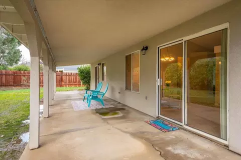Exterior - 1128 Grouse Dr, Redding, CA 96003 photo 8 of 9