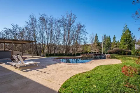 1148 Sunriver Ln, Redding, CA 96001 photo 46