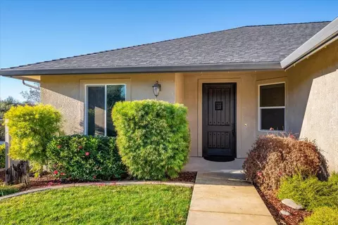1148 Sunriver Ln, Redding, CA 96001 photo 3