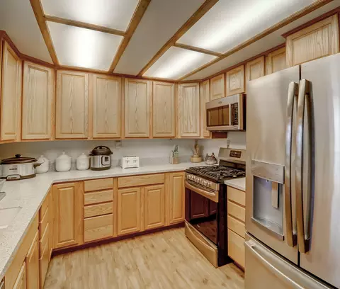 6755 Peach Ln, Redding, CA 96002 photo 7