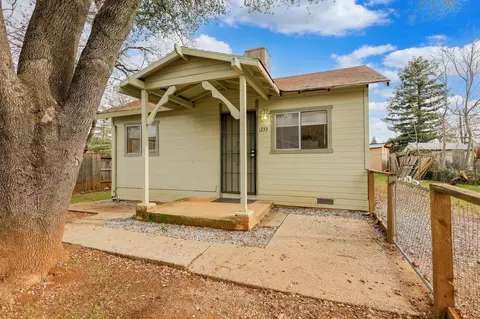 1233 Hardenbrook Ave, Shasta Lake, CA 96019