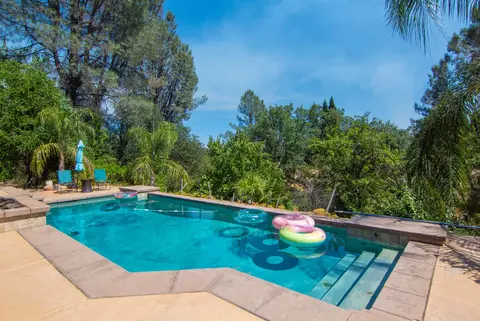2664 Cumberland Dr, Redding, CA 96001 photo 50