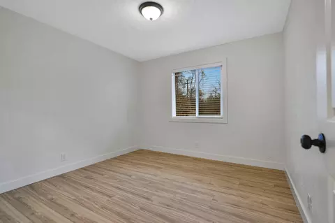 6000 Emerald Ln, Redding, CA 96001 photo 11