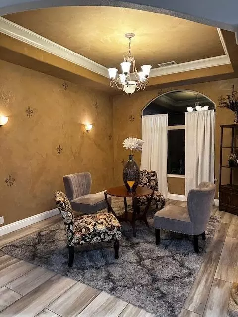 Dining - 20108 Old Alturas, Redding, CA 96003 photo 3 of 6