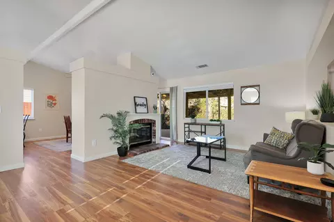1428 Duck Tail Ct, Redding, CA 96003 photo 8