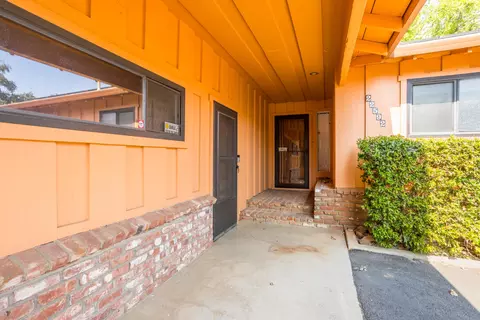 Exterior - 22592 Fisher Rd, Red Bluff, CA 96080 photo 2 of 8
