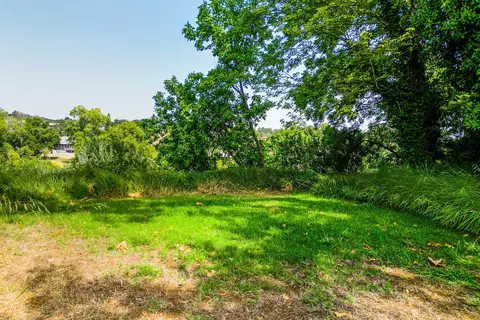Exterior - 22592 Fisher Rd, Red Bluff, CA 96080 photo 7 of 8
