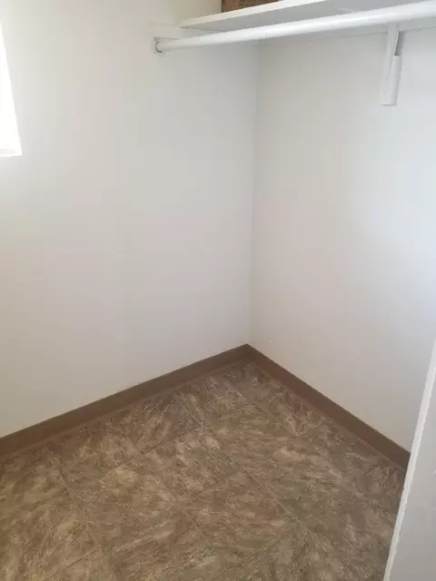 1571 College Vw, Redding, CA 96003 photo 12