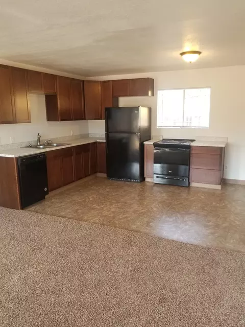 1571 College Vw, Redding, CA 96003 photo 9