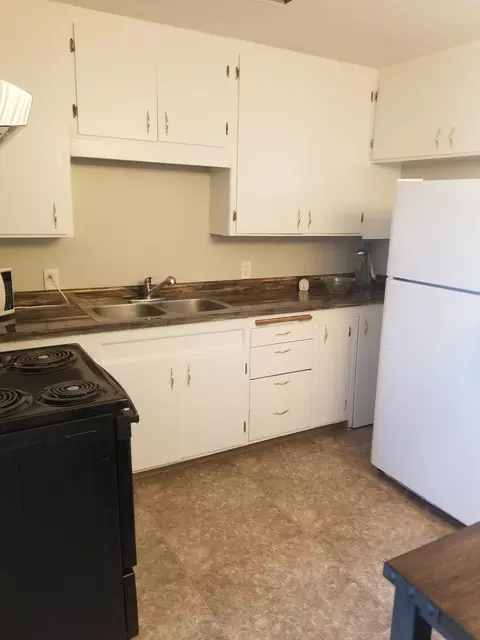 1571 College Vw, Redding, CA 96003 photo 24