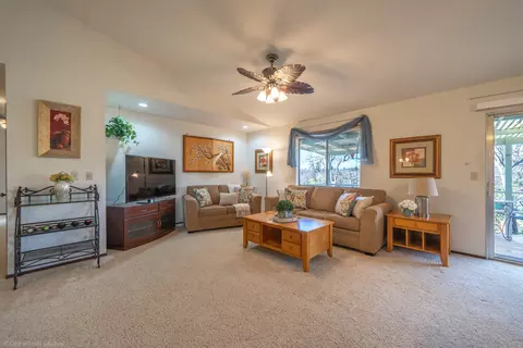 2947 Starlight Blvd, Redding, CA 96001 photo 10