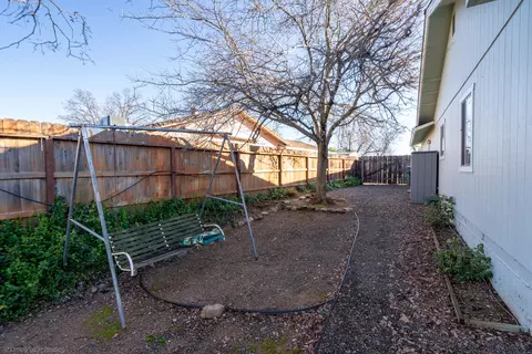 2947 Starlight Blvd, Redding, CA 96001 photo 31