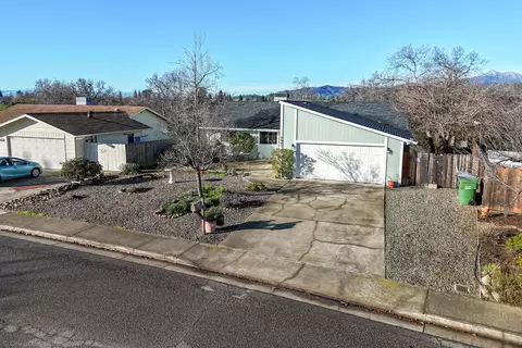2947 Starlight Blvd, Redding, CA 96001 photo 32
