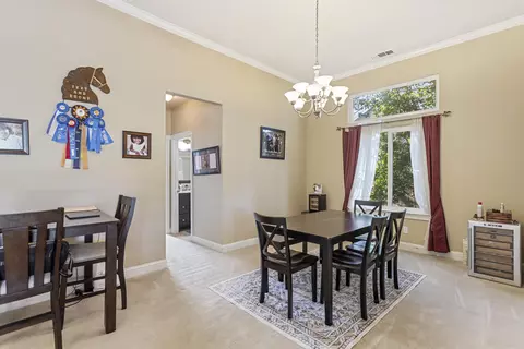 2055 Hope Ln, Redding, CA 96003 photo 6