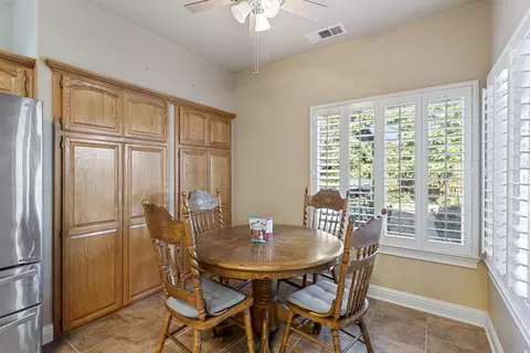 2055 Hope Ln, Redding, CA 96003 photo 9