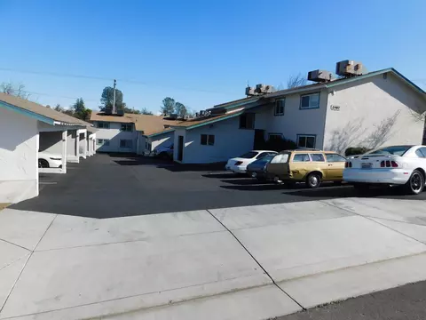 2487 Court St, Redding, CA 96001 photo 1