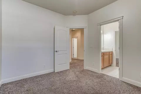 931 Leisha Ln, Redding, CA 96001 photo 29