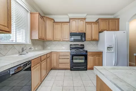 931 Leisha Ln, Redding, CA 96001 photo 17