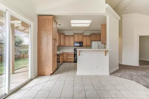 931 Leisha Ln, Redding, CA 96001 photo 13