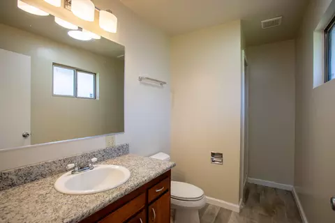 3495 Glenwood Dr, Redding, CA 96003 photo 6