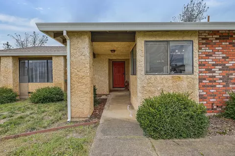 4167 Remington Dr, Redding, CA 96001