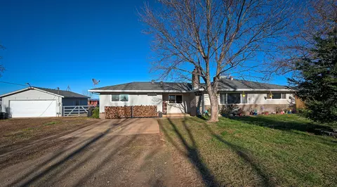 3955 Heron Rd, Cottonwood, CA 96022