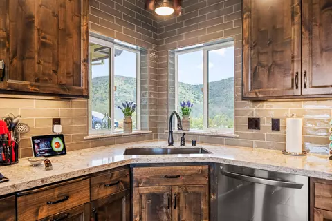 Kitchen - 9740 Flourish Ln, Redding, CA 96001 photo 3 of 4