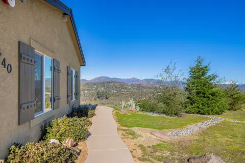 View/Area - 9740 Flourish Ln, Redding, CA 96001 photo 14 of 25