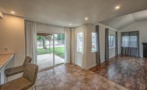 635 Alamine Dr, Redding, CA 96003 photo 12