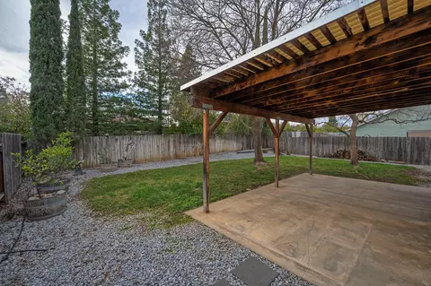 635 Alamine Dr, Redding, CA 96003 photo 33