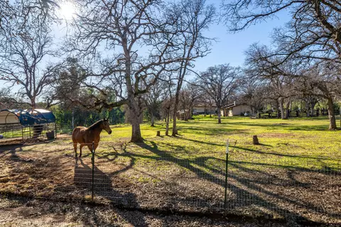 18675 Stallion Dr, Red Bluff, CA 96080 photo 1