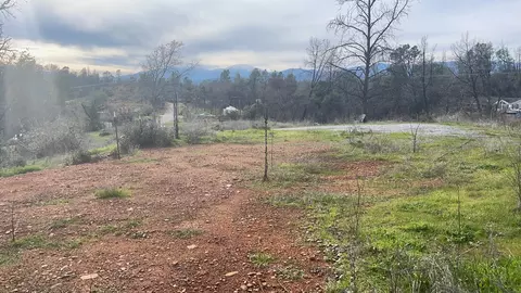 13545 Old Oregon Trl, Redding, CA 96003 photo 7