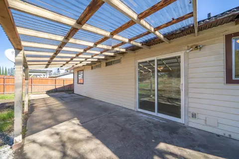 1111 Jaxon Way, Redding, CA 96003 photo 26