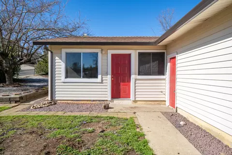 1111 Jaxon Way, Redding, CA 96003 photo 5