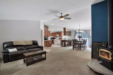 8091 Summit Dr, Shingletown, CA 96088 photo 3