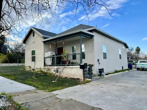 1864 South St, Redding, CA 96001 photo 17