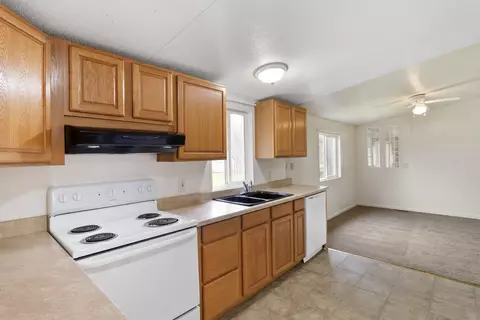 6385 Debra Ln, Anderson, CA 96007 photo 7