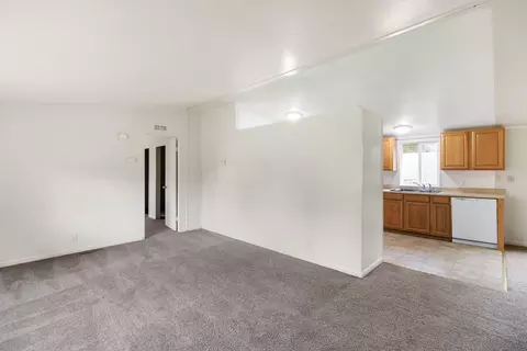 6385 Debra Ln, Anderson, CA 96007 photo 5