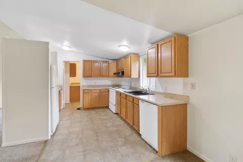 6385 Debra Ln, Anderson, CA 96007 photo 8
