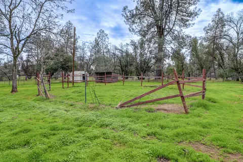 6385 Debra Ln, Anderson, CA 96007 photo 25