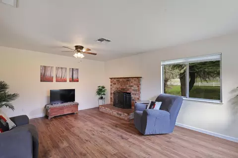 391 Branstetter Ln, Redding, CA 96001 photo 6