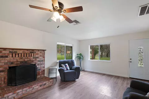 391 Branstetter Ln, Redding, CA 96001 photo 5