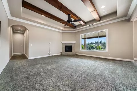 Living - 948 Katmai Pl, Redding, CA 96001 photo 3 of 8