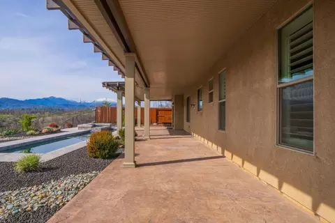 Exterior - 948 Katmai Pl, Redding, CA 96001 photo 20 of 30