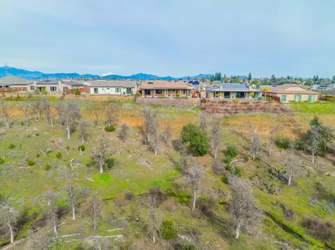 View/Area - 948 Katmai Pl, Redding, CA 96001 photo 21 of 24