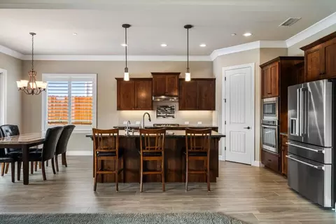 Kitchen - 948 Katmai Pl, Redding, CA 96001 photo 1 of 6
