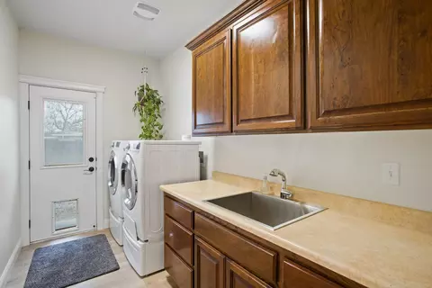 3496 Carlsbad Ln, Redding, CA 96002 photo 17
